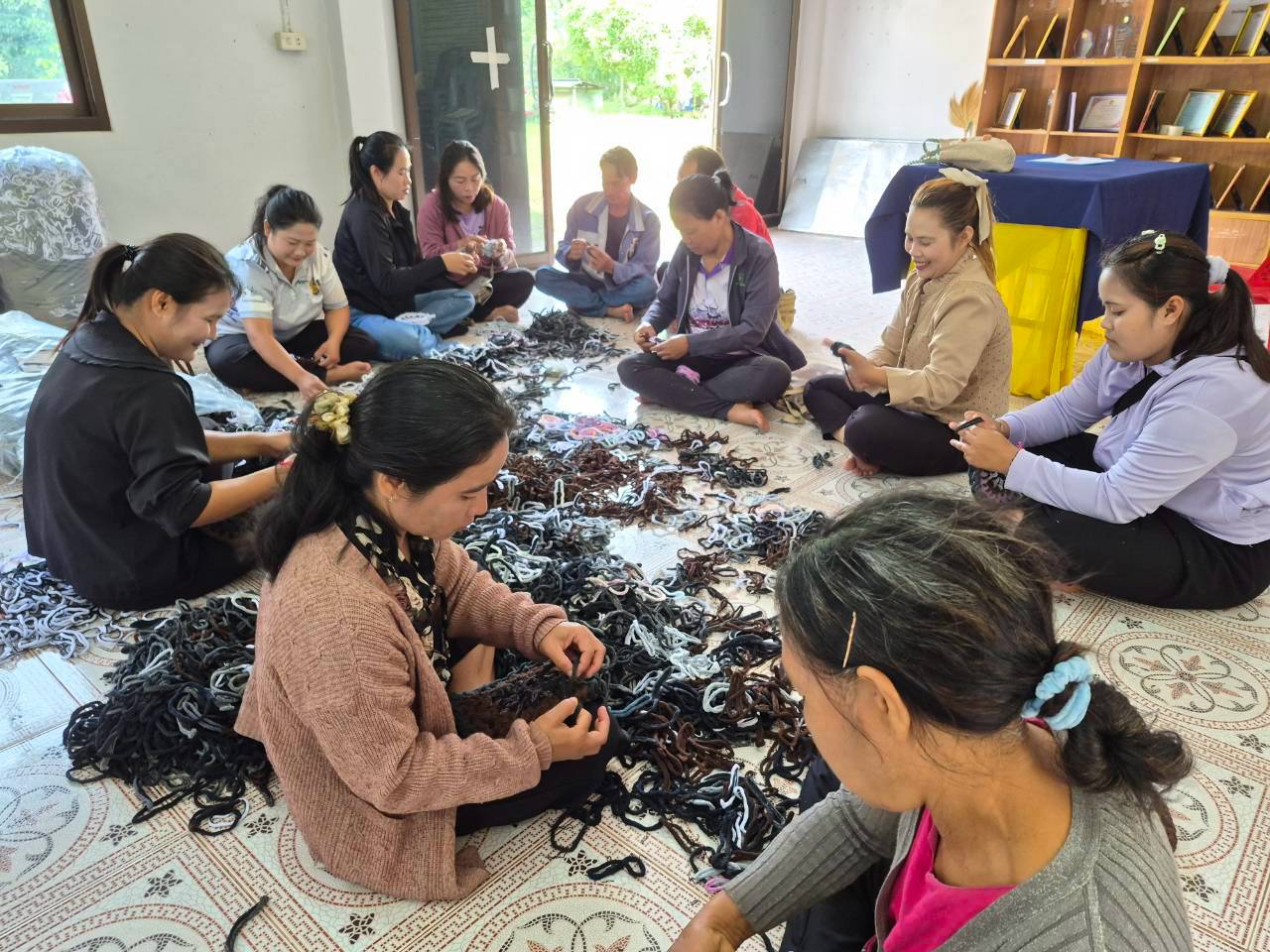 โครงการสนับสนุนกิจกรรมตามแผนการขับเคลื่อนการขจัดความยากจน